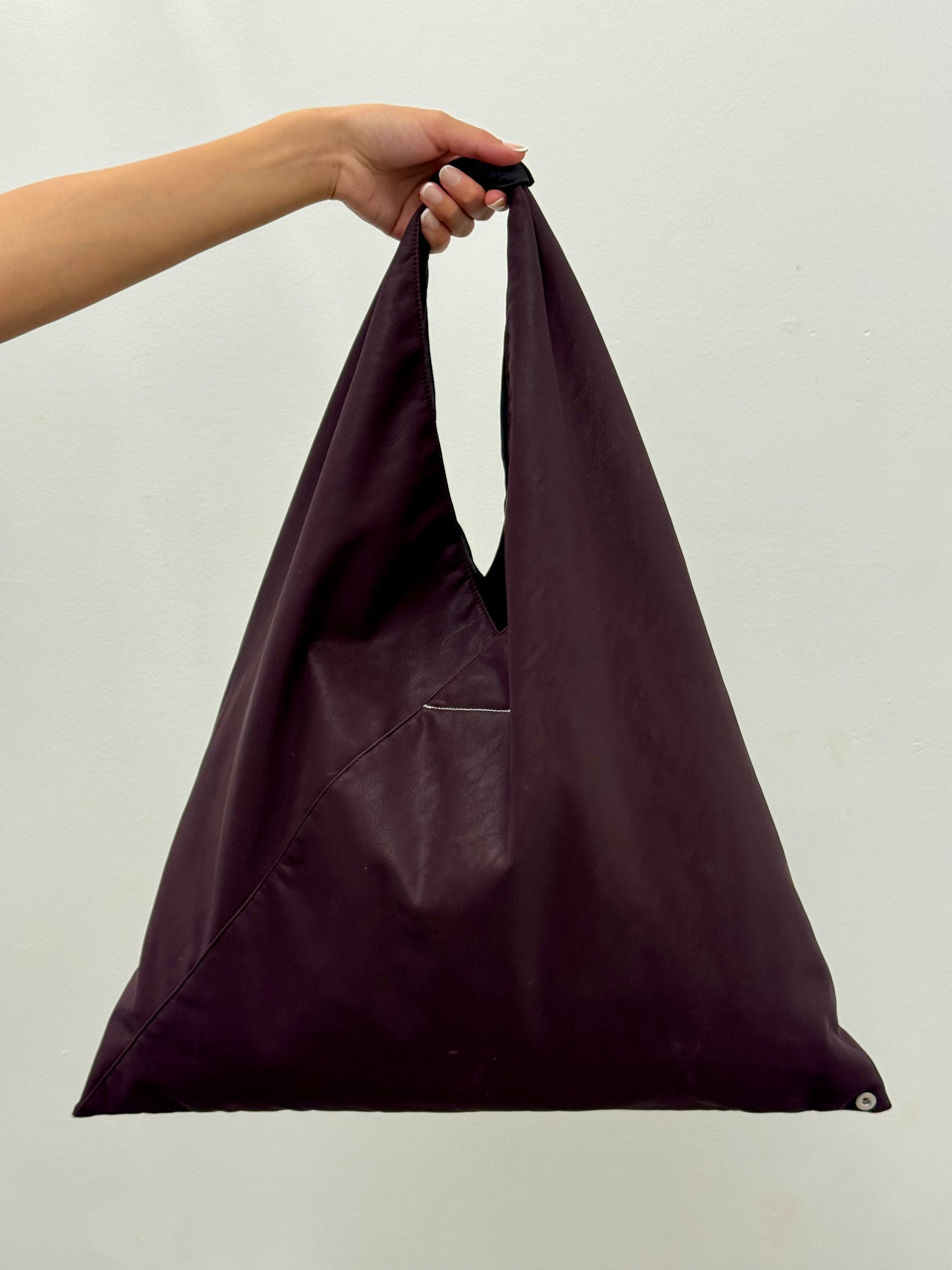 MM6 Maison Margiela Japanese Bag Large in Aubergine Leather