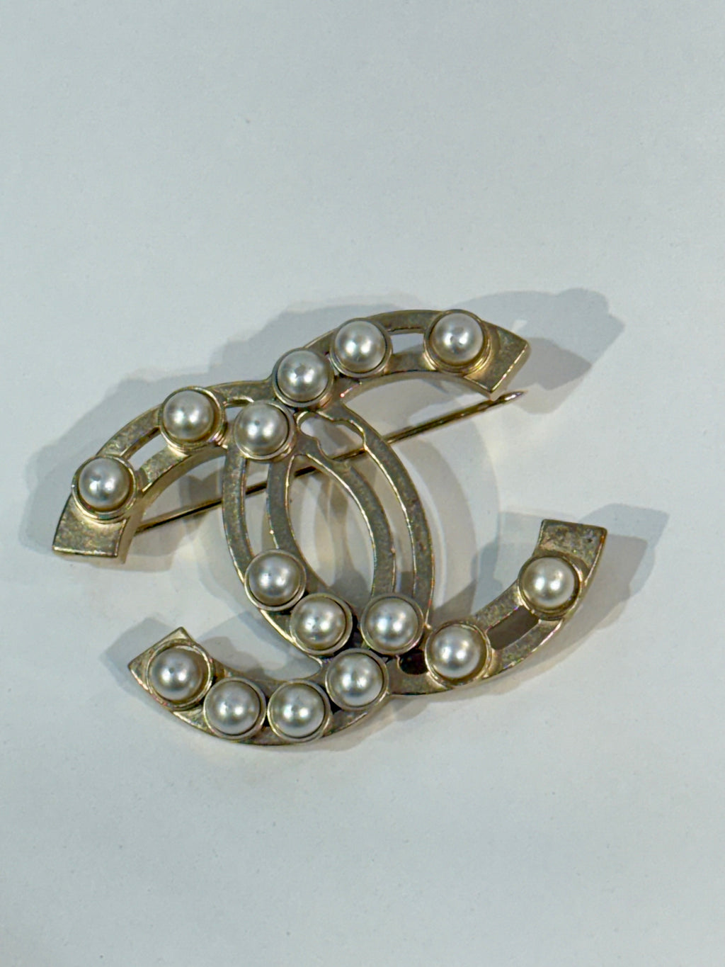 Chanel CC Pearl Brooch in Gold Hardware