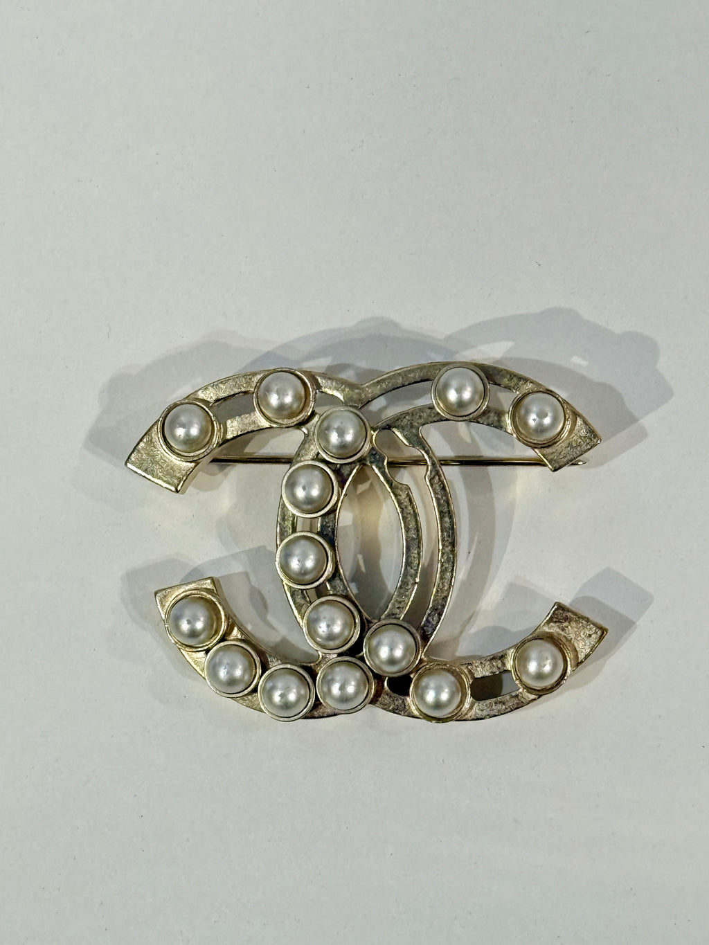 Chanel CC Pearl Brooch in Gold Hardware