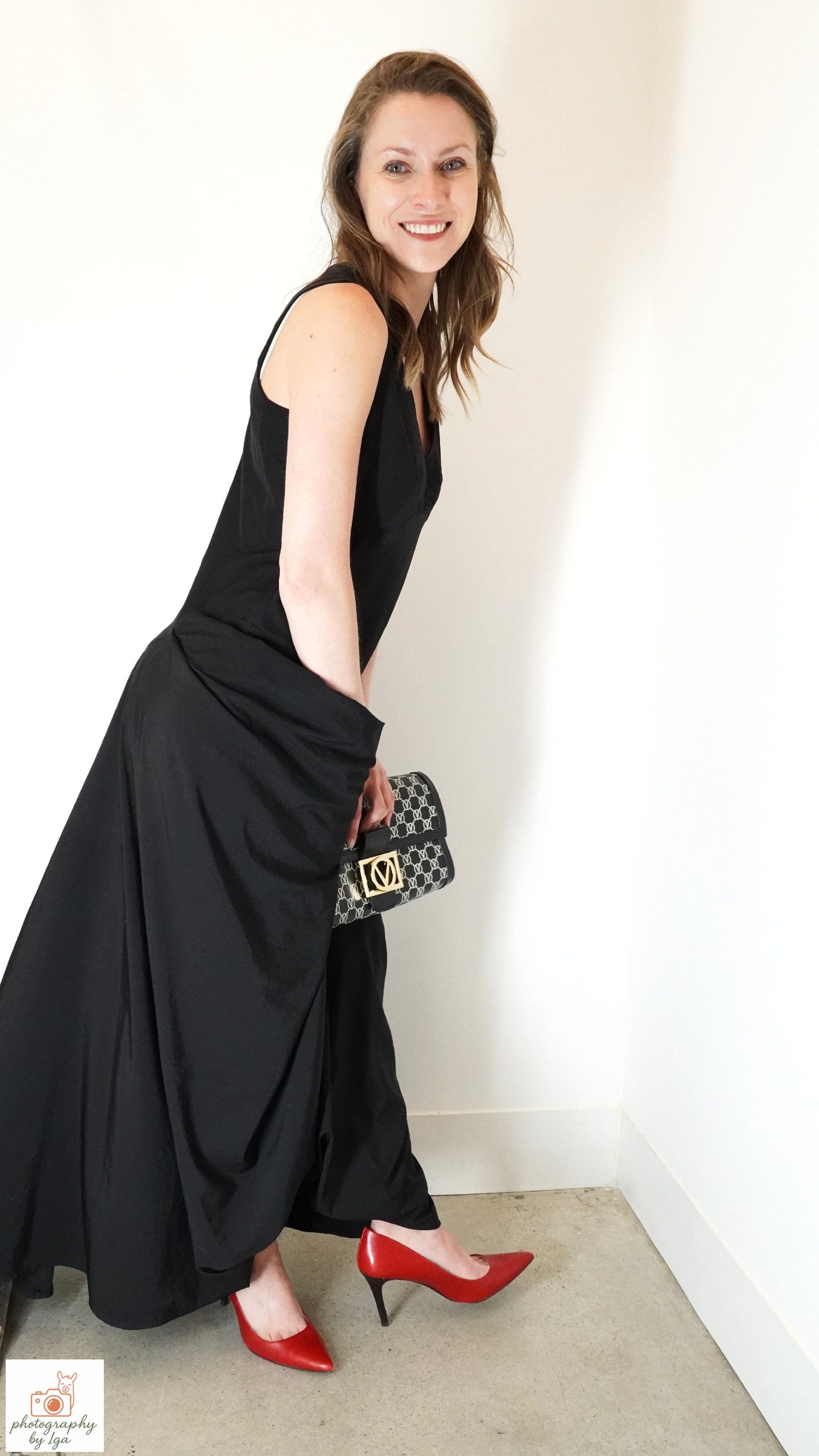 Body bag Black Draped Sleeveless Maxi Dress