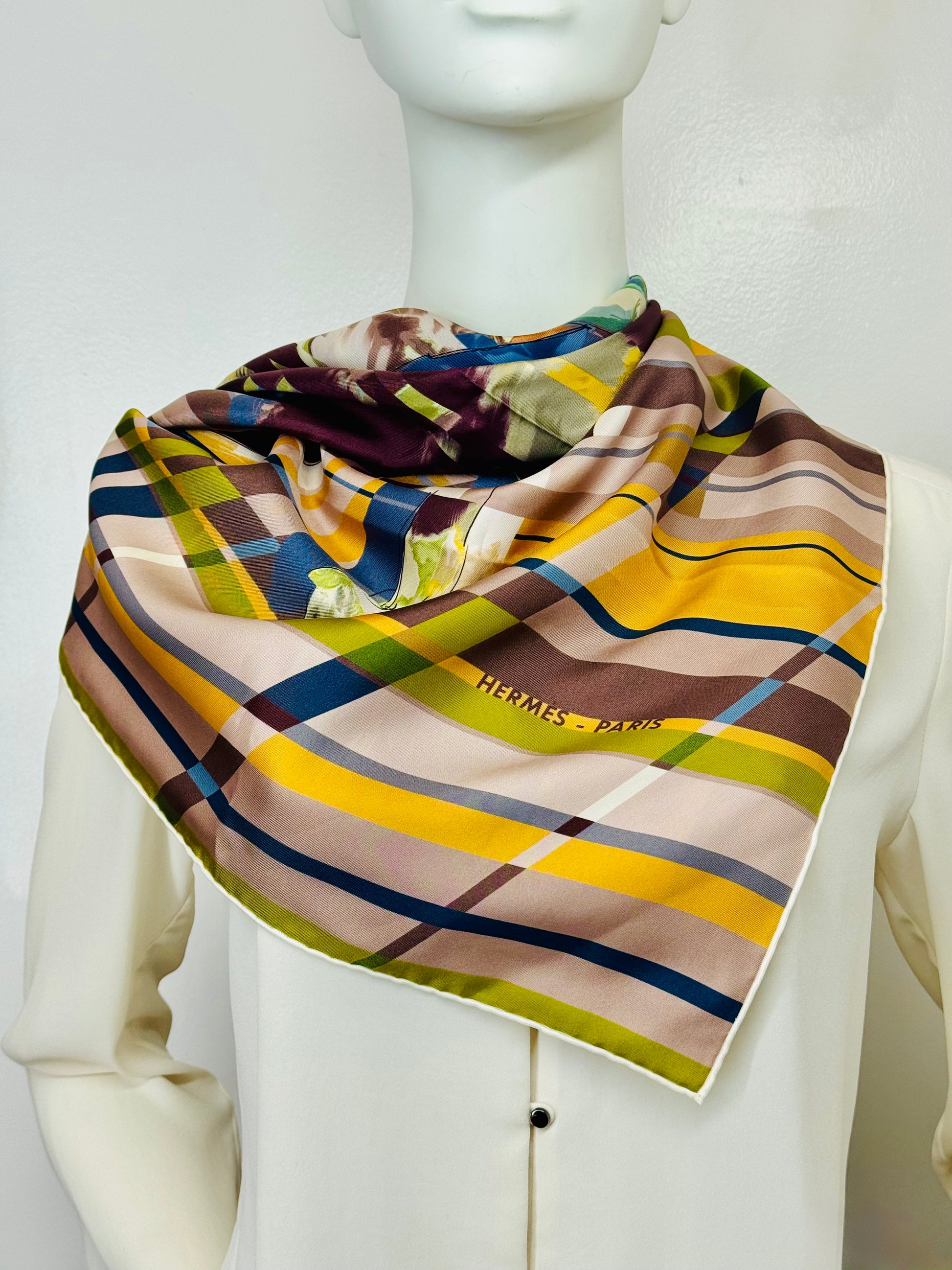 Hermès "Photo Finish" Silk Scarf 90