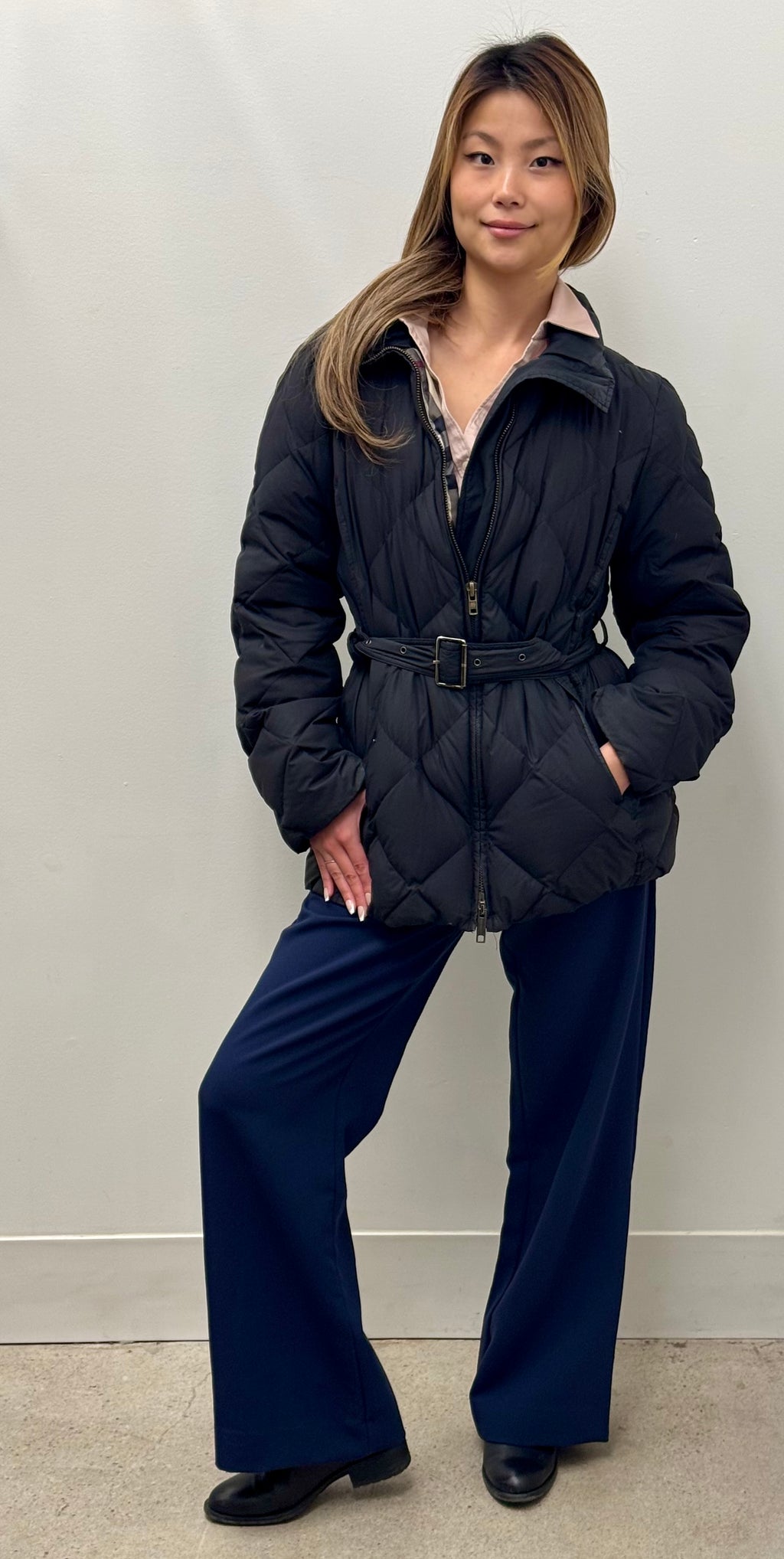 Burberry Detachable Hood Lightweight Diamond Quilted Coat in Black