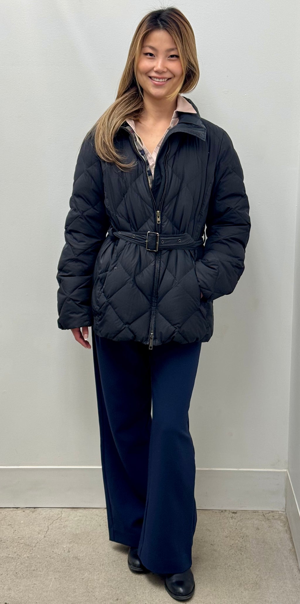 Burberry Detachable Hood Lightweight Diamond Quilted Coat in Black