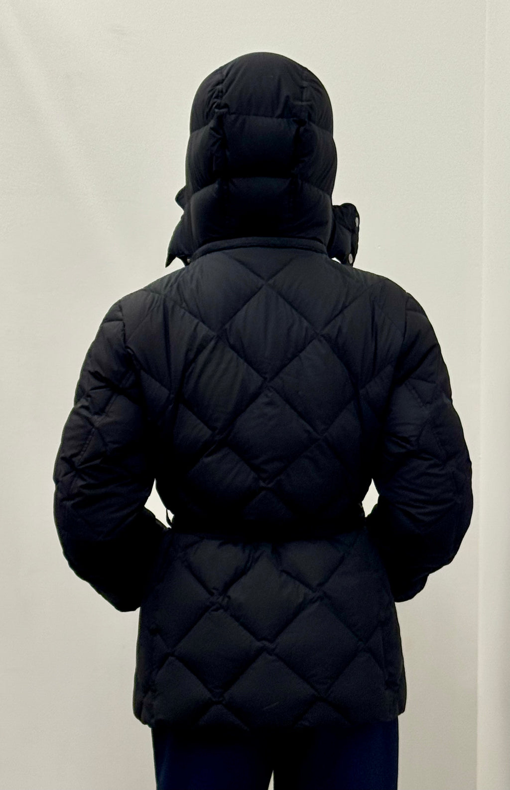 Burberry Detachable Hood Lightweight Diamond Quilted Coat in Black