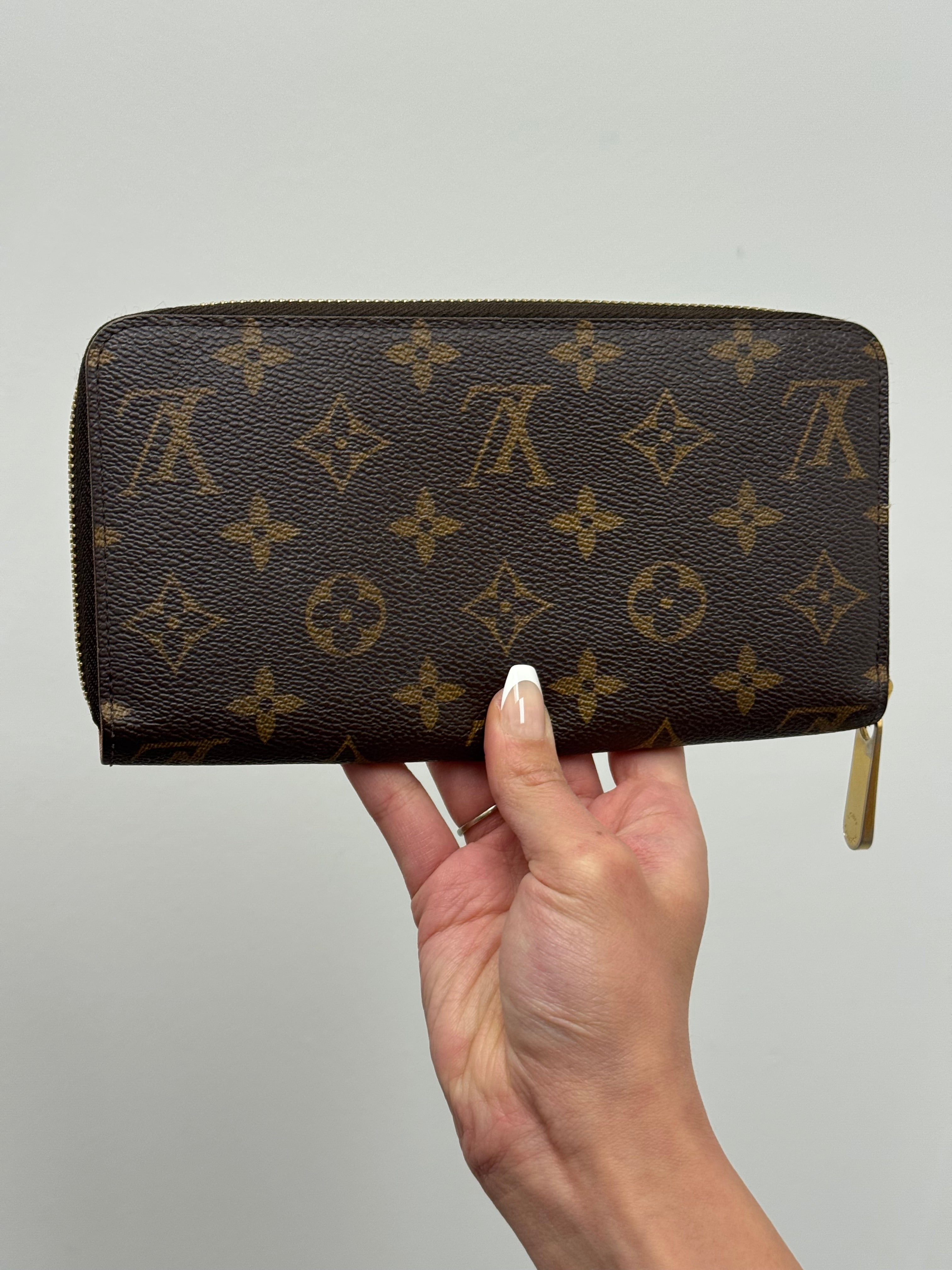 Louis Vuitton – Corner Luxe Consignment