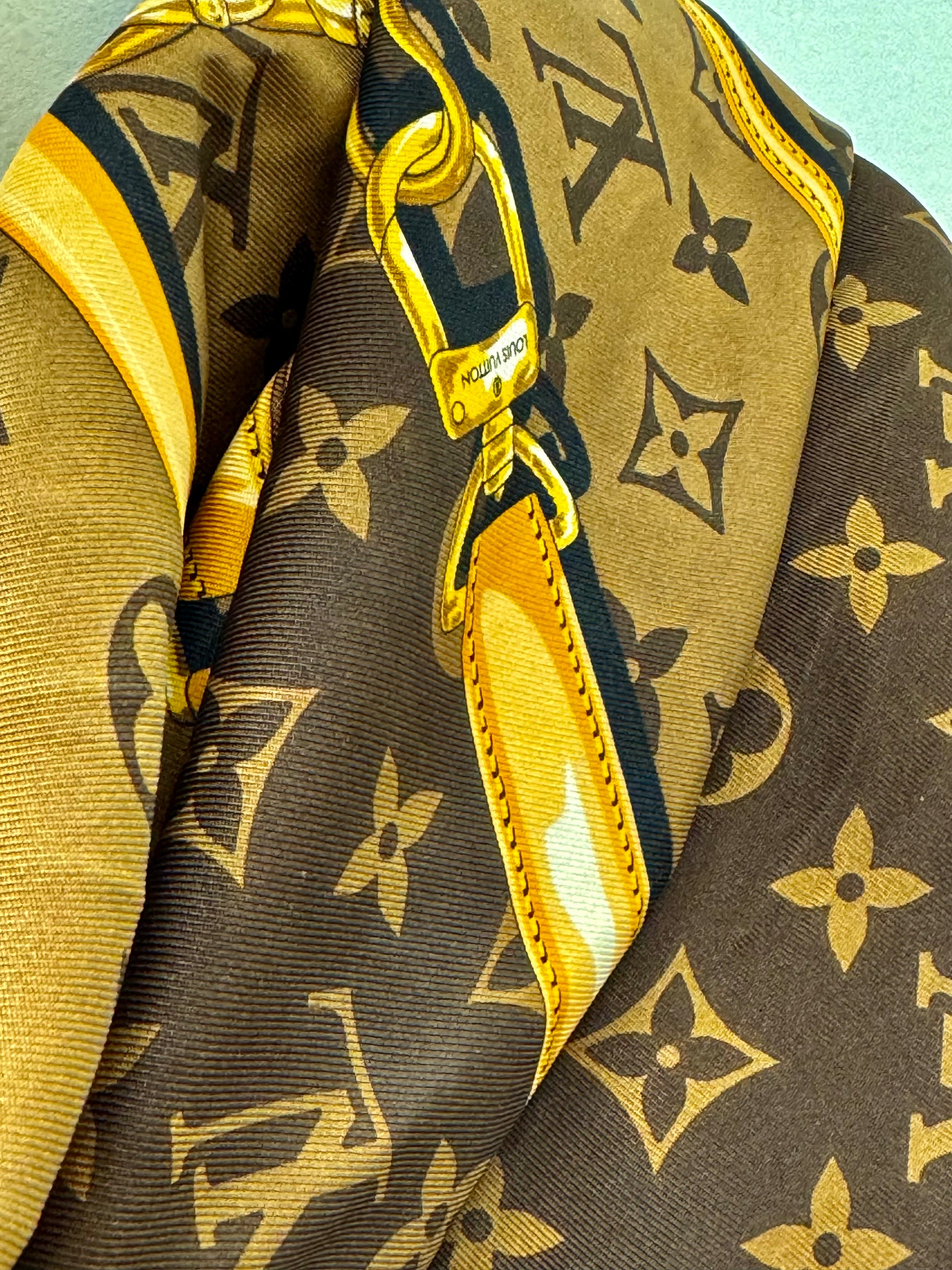 Louis Vuitton Monogram Confidential Square 90