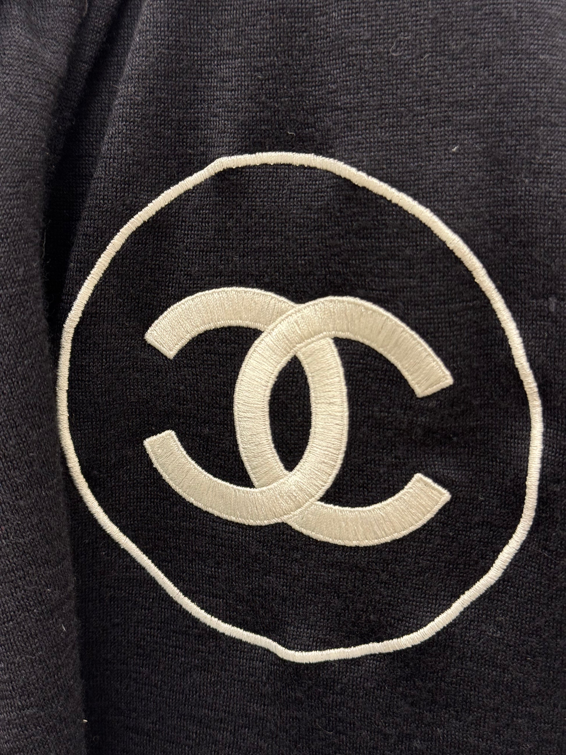 Chanel Black and White Cashmere CC Logo Scarf