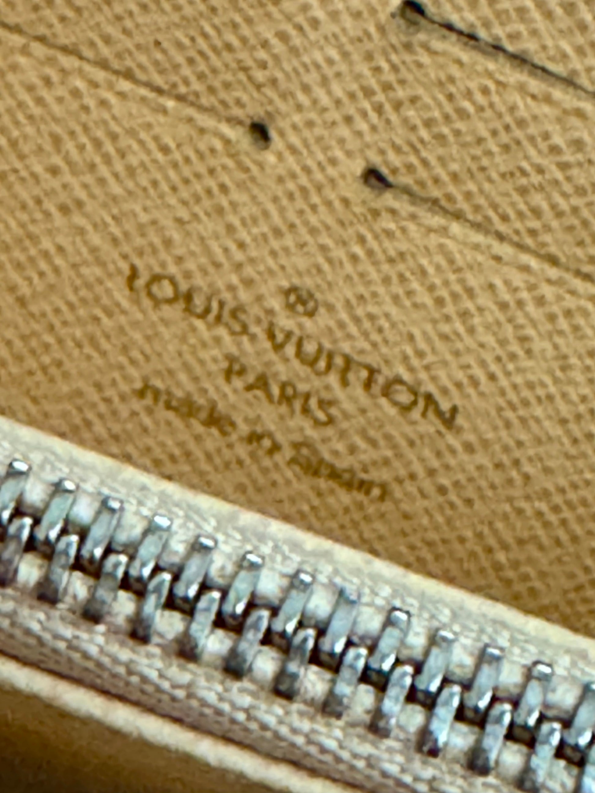 Louis Vuitton Damier Azur Illustré Hot Air Balloon Zippy Wallet