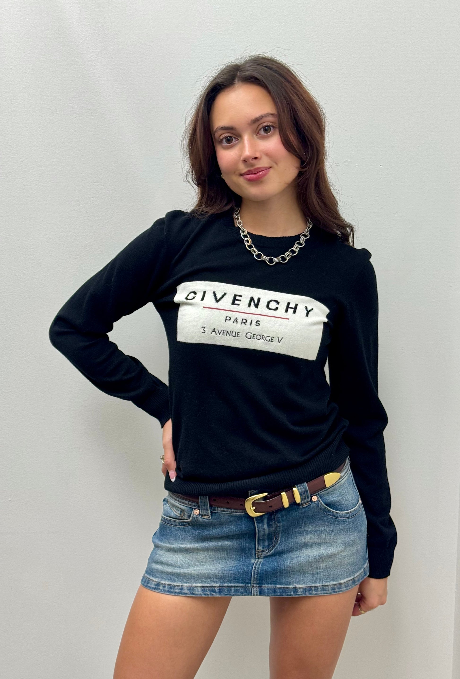 Givenchy “3 Avenue George V” Patch Wool Blend Sweater – Black