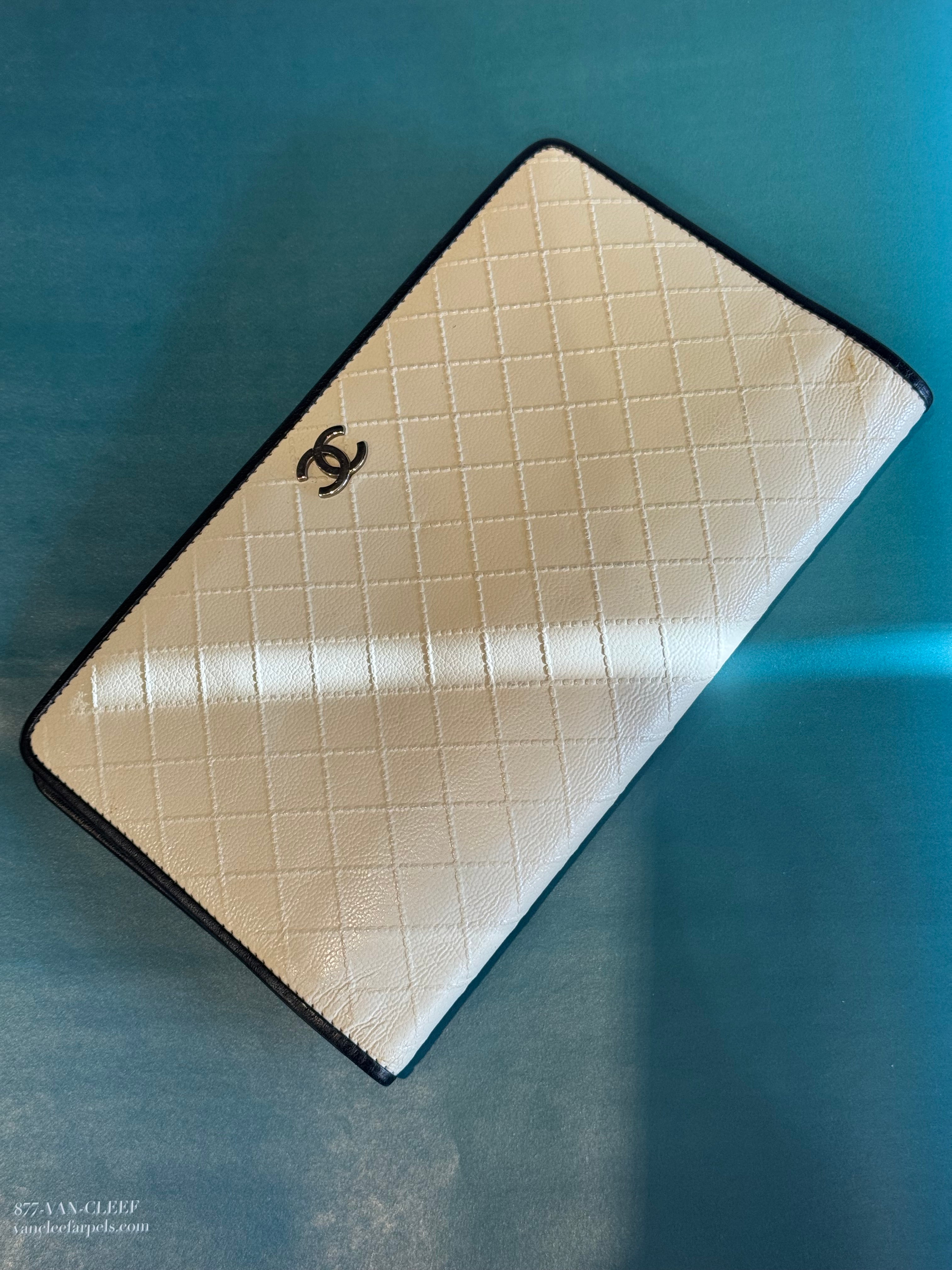 Chanel – Corner Luxe Consignment