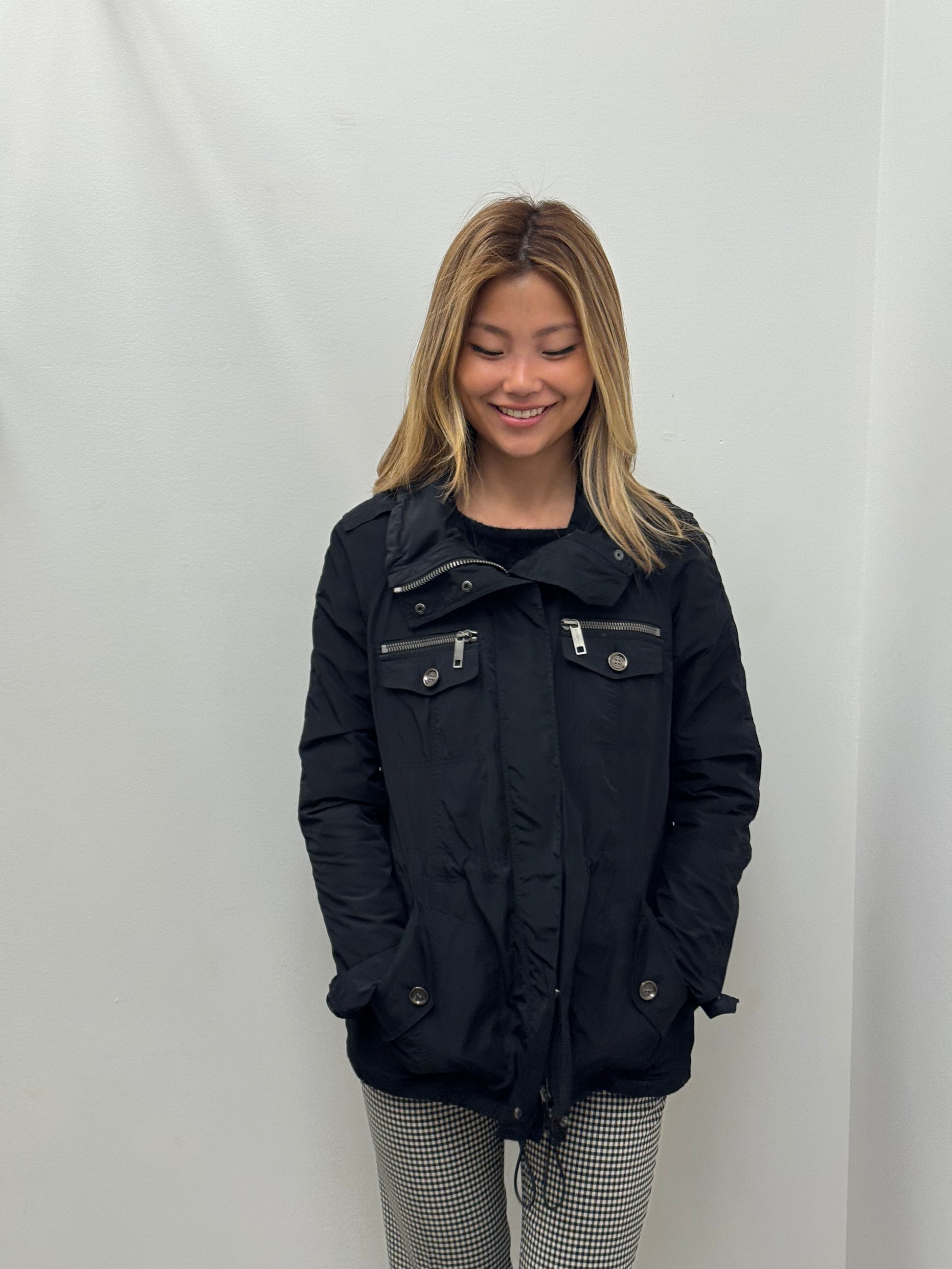 Burberry Brit Black Hooded Utility Pakra
