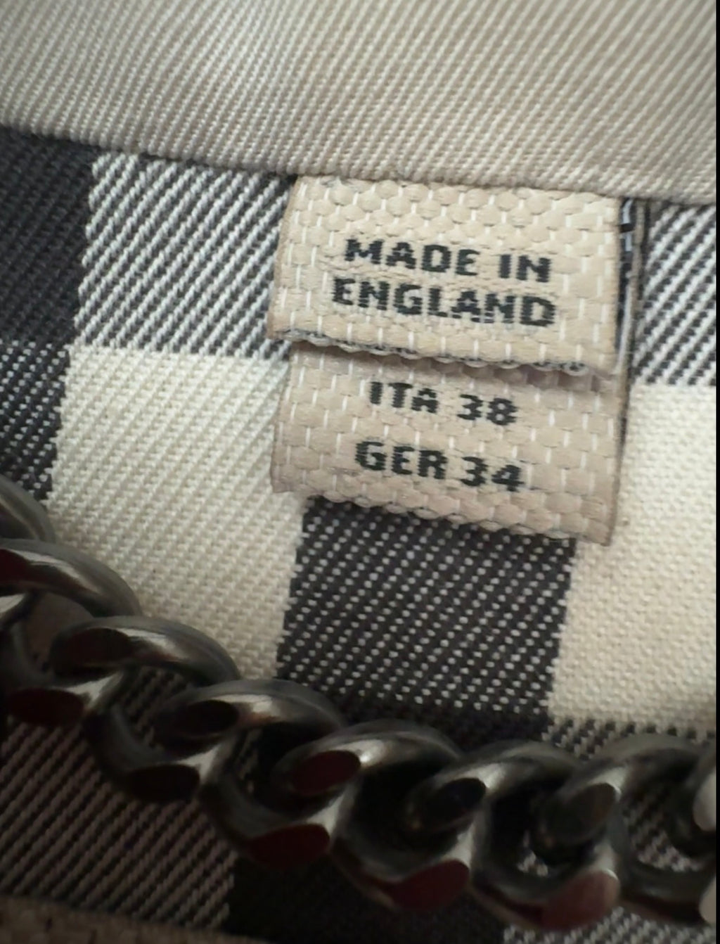 Burberry "The Sandringham" Mid Length Heritage Trench Coat