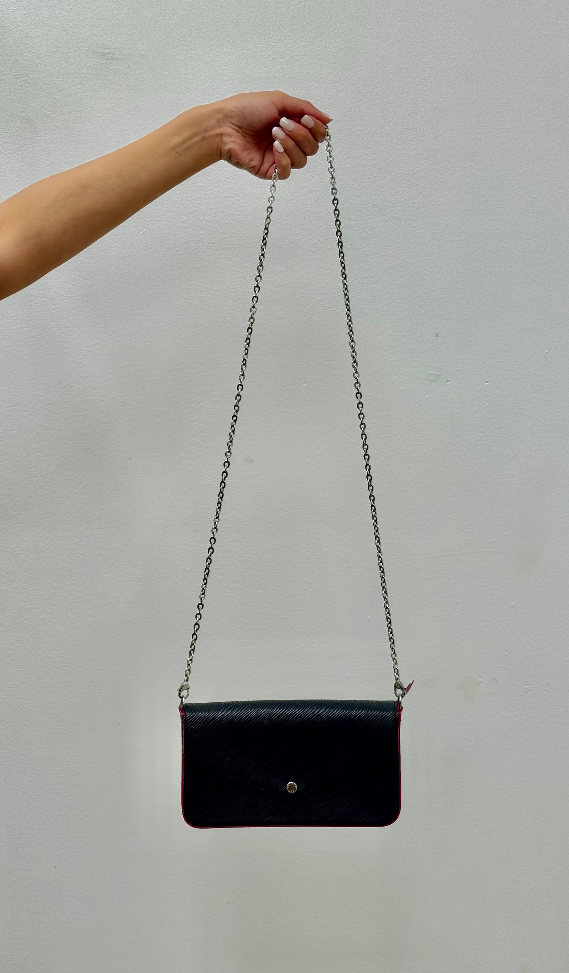 Louis Vuitton Pochette Felicie Epi Noir Fuchsia with Chain