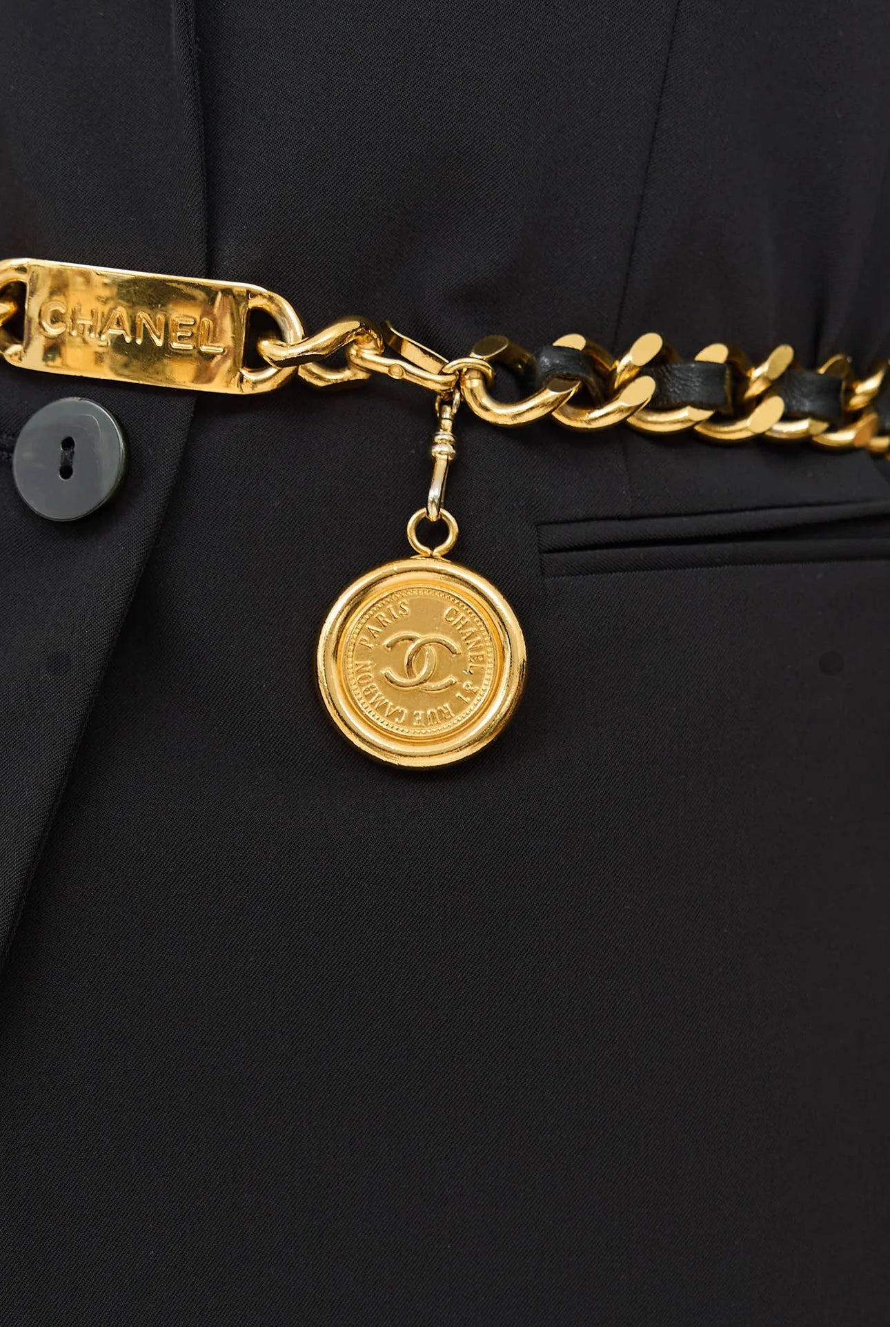 Vintage Chanel 31 Rue Cambon Gold-Plated Chain & Leather Nameplate Belt