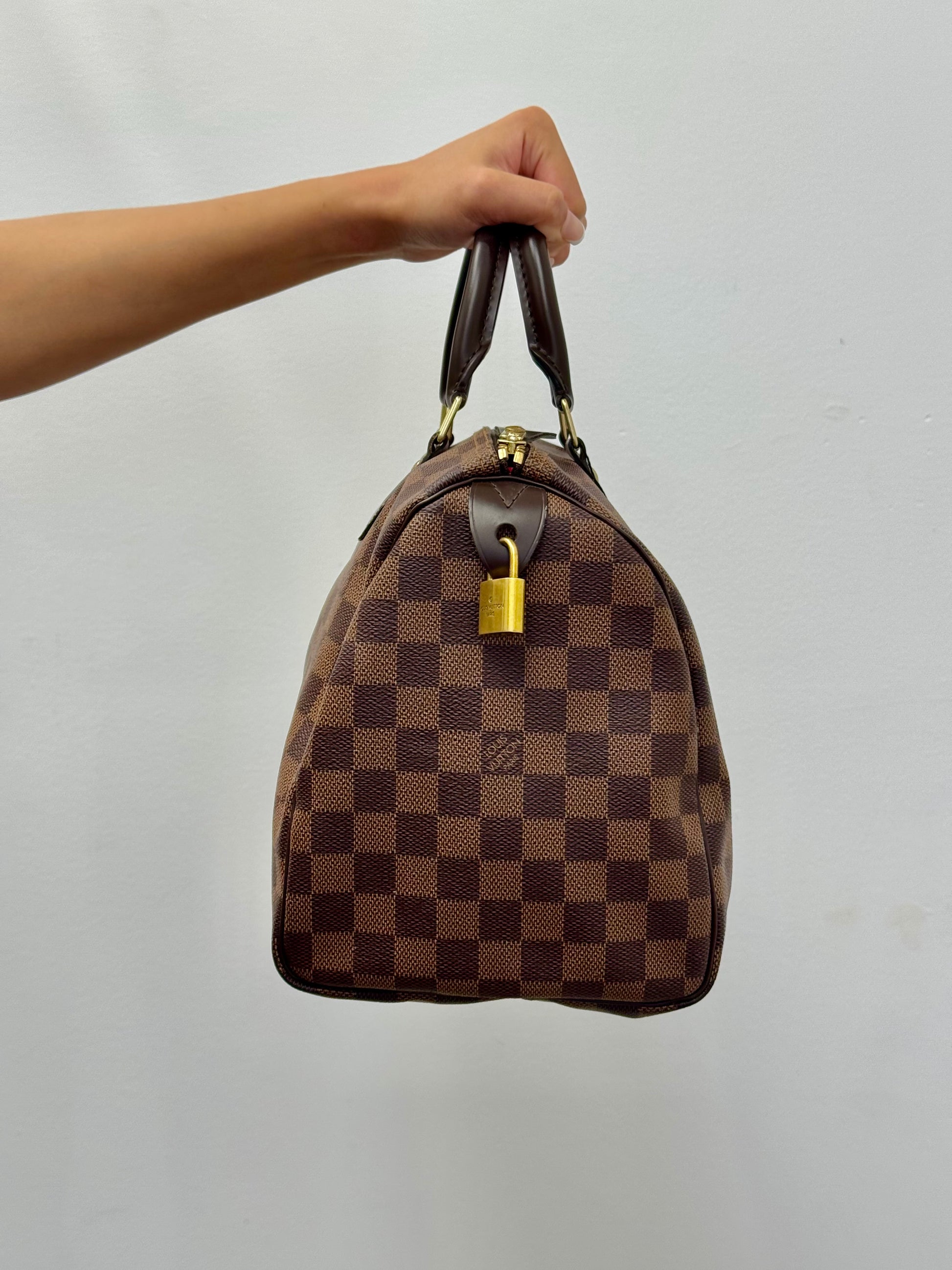 Louis Vuitton Speedy 35 in Damier Ebene Canvas