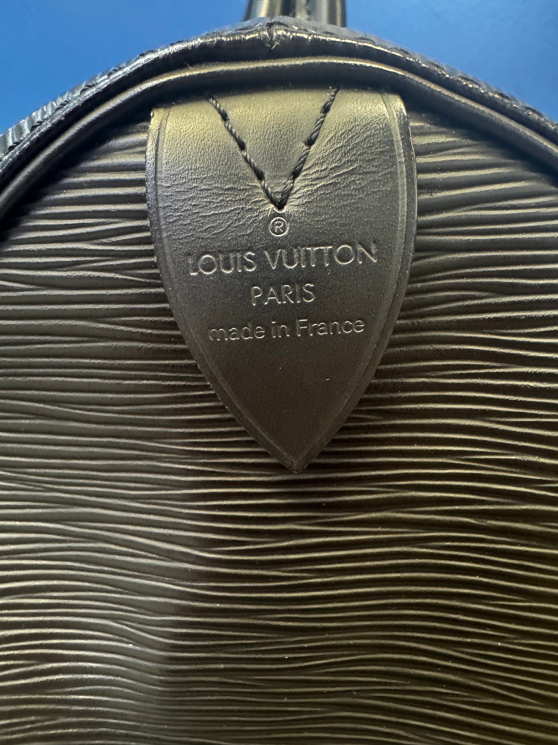 Louis Vuitton Speedy 30 in Noir Epi Leather