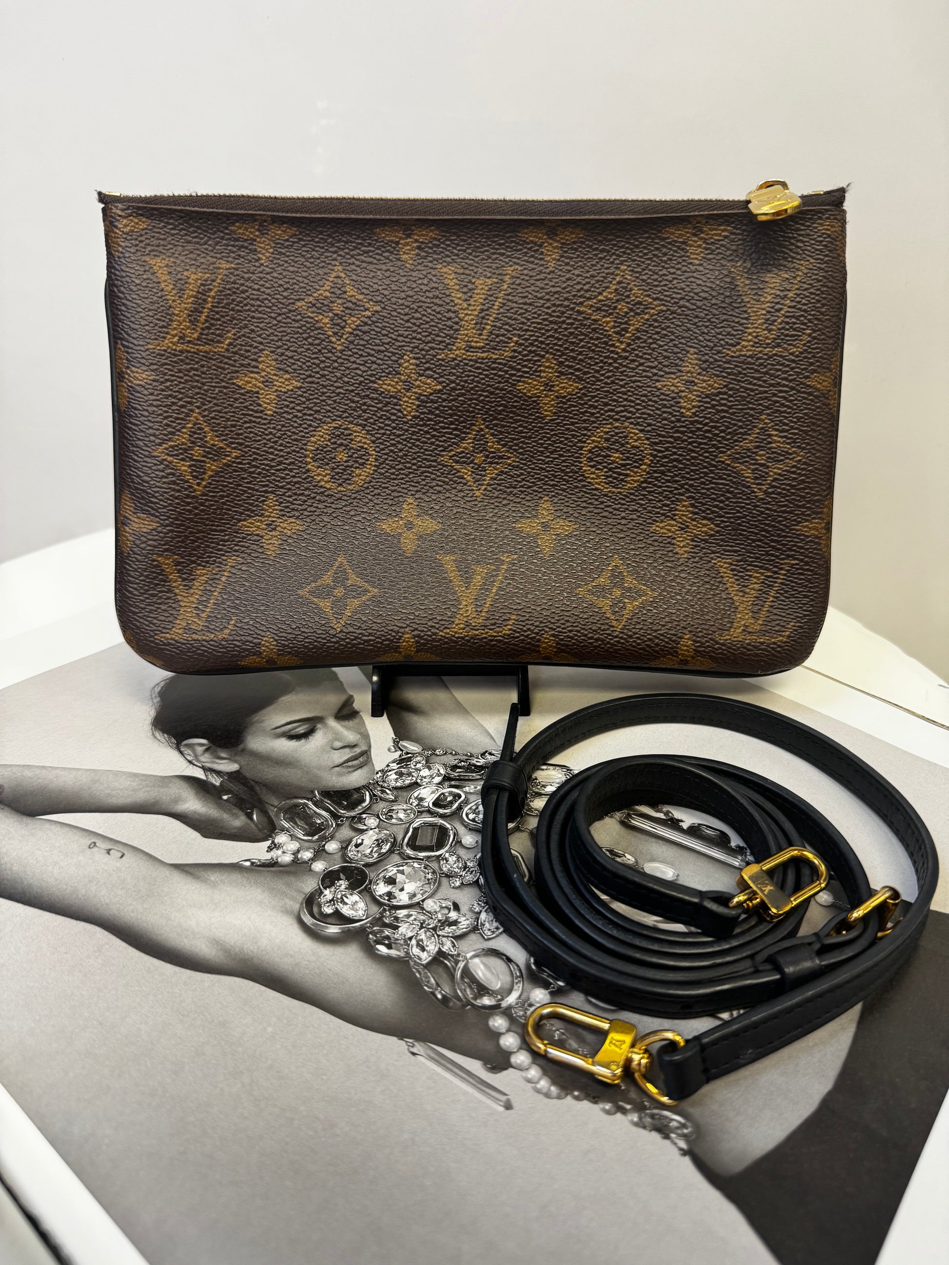 Louis Vuitton Double Zip Pochette Monogram Reverse Giant Crossbody