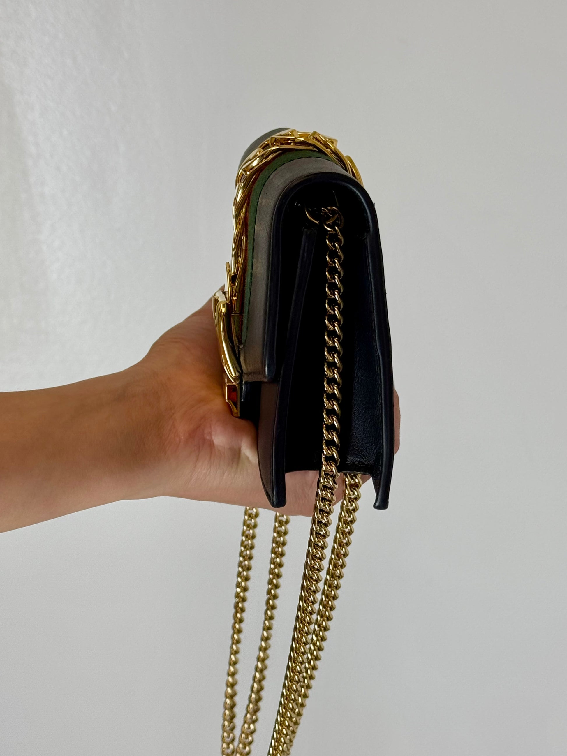 Gucci Sylvie Super Mini Chain Shoulder Bag Black Calfskin Gold Hardware