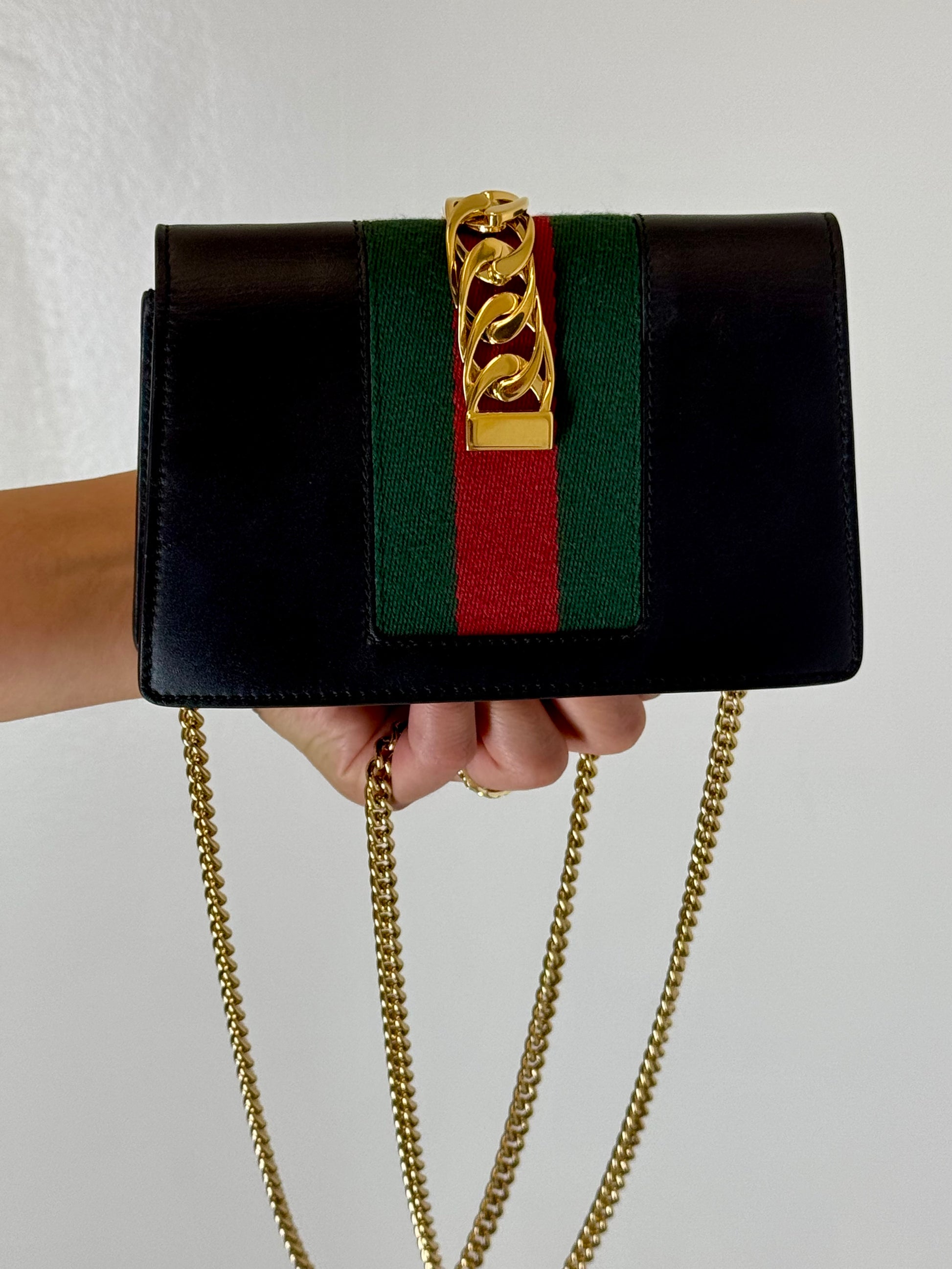Gucci Sylvie Super Mini Chain Shoulder Bag Black Calfskin Gold Hardware