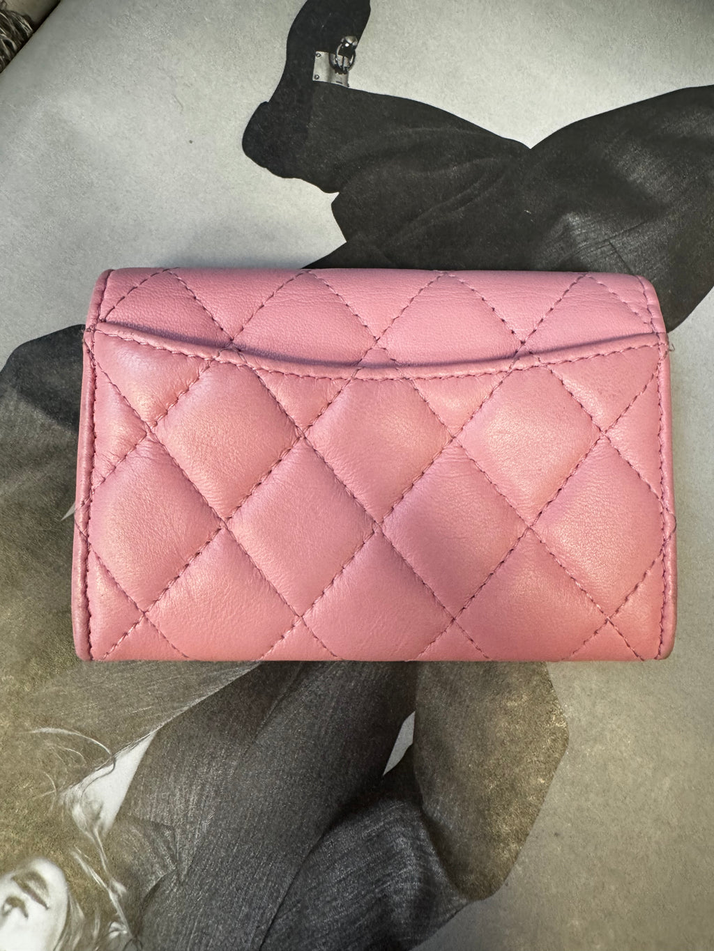 Chanel Classic Quilted Lambskin Flap Card Holder in Pink