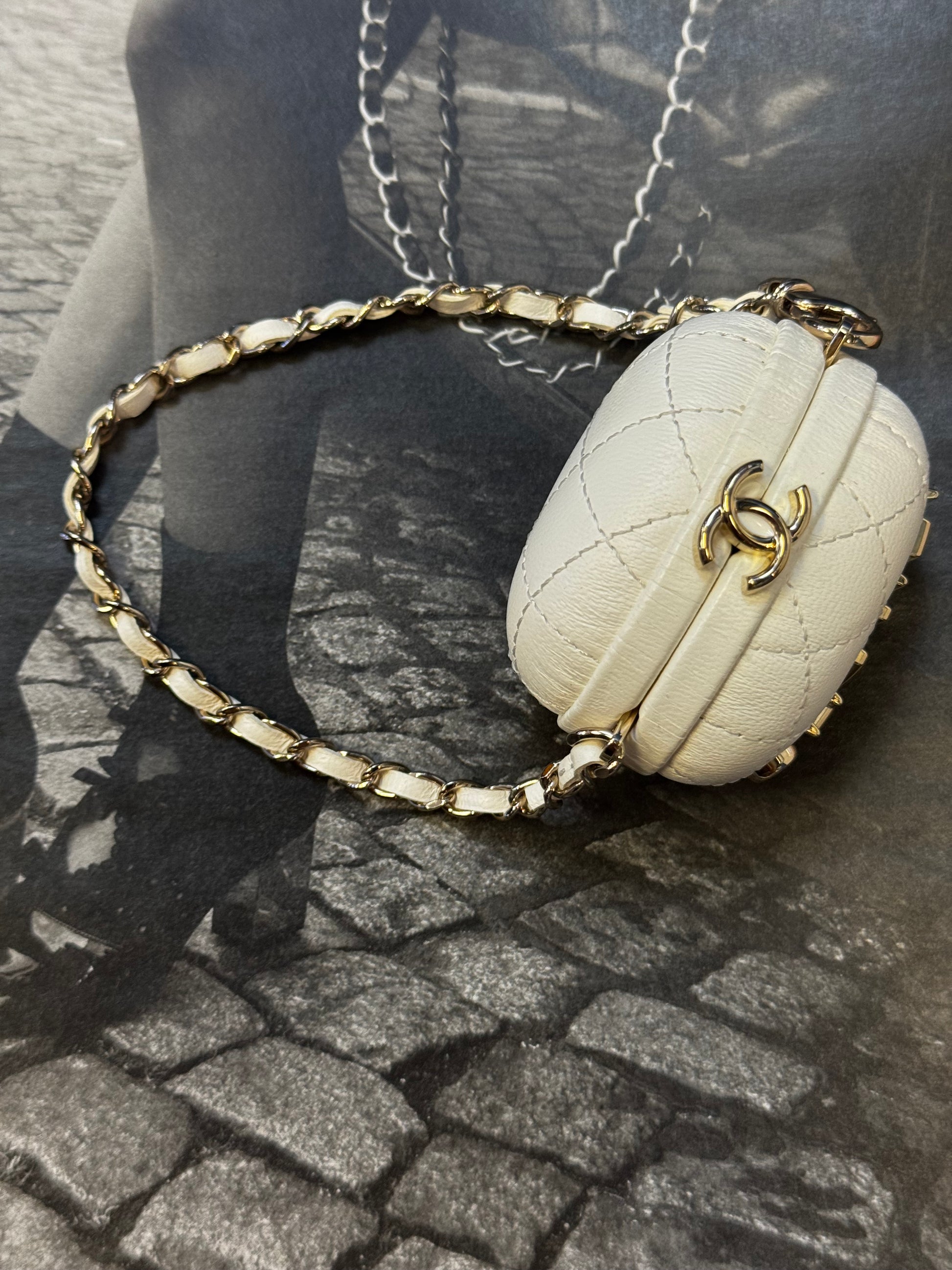 Chanel Oval Minaudière Clutch with Chain, White Quilted Lambskin, Gold Hardware