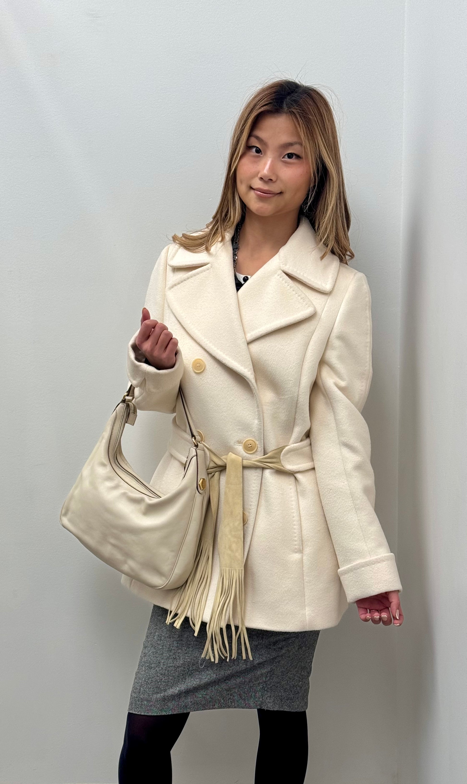 Gucci Ivory Leather Hobo Shoulder Bag with Gold Tone Hardware