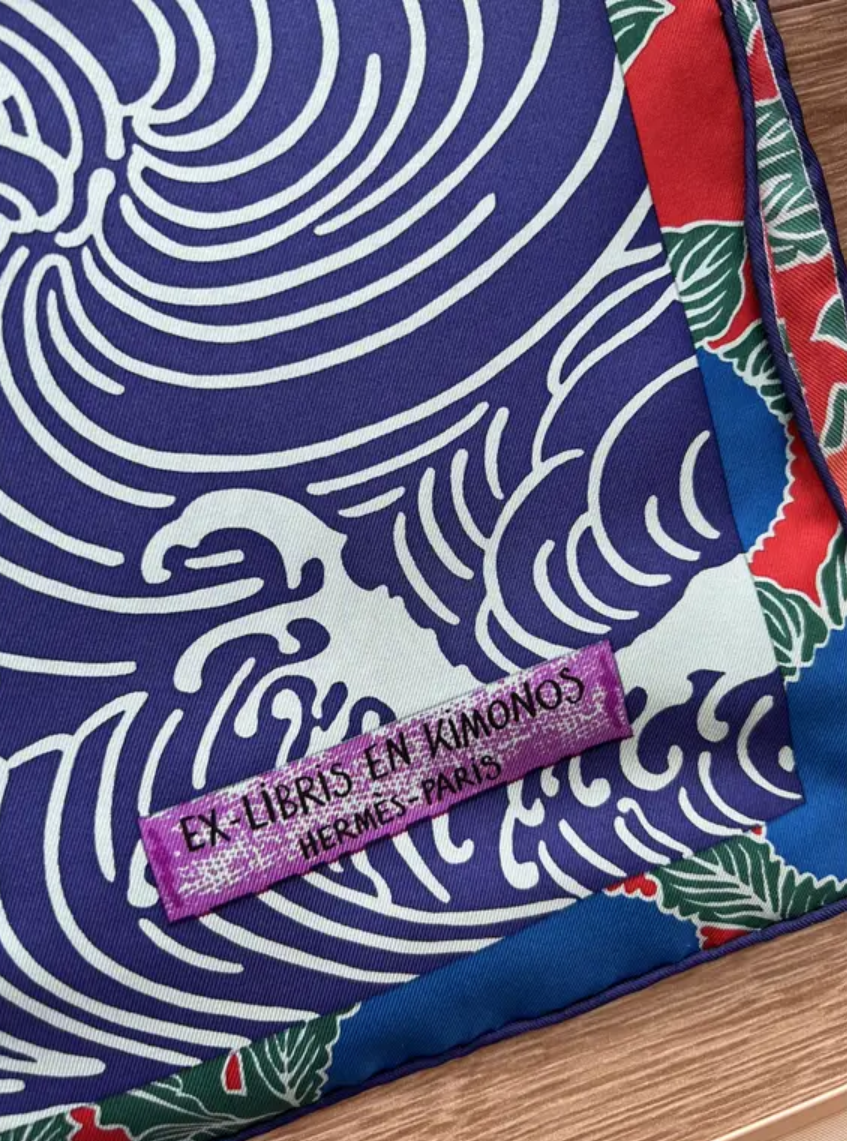 Hermès “Ex-Libris en Kimonos” Silk Scarf – Multicolor Carré 90