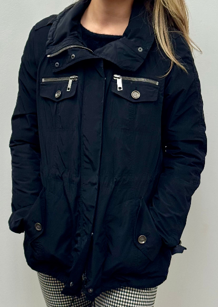 Burberry Brit Black Hooded Utility Pakra