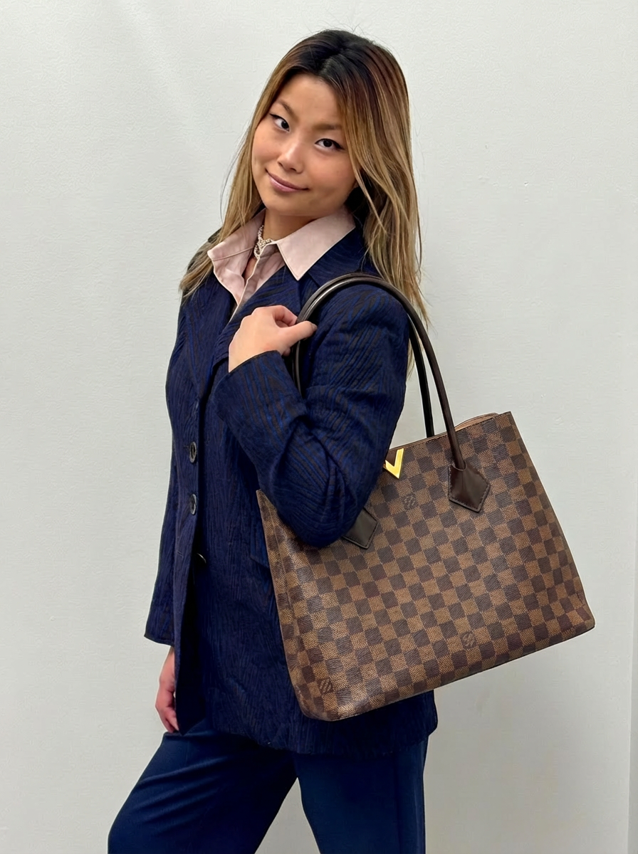 Louis Vuitton Damier Ebene Kensington Tote Bag