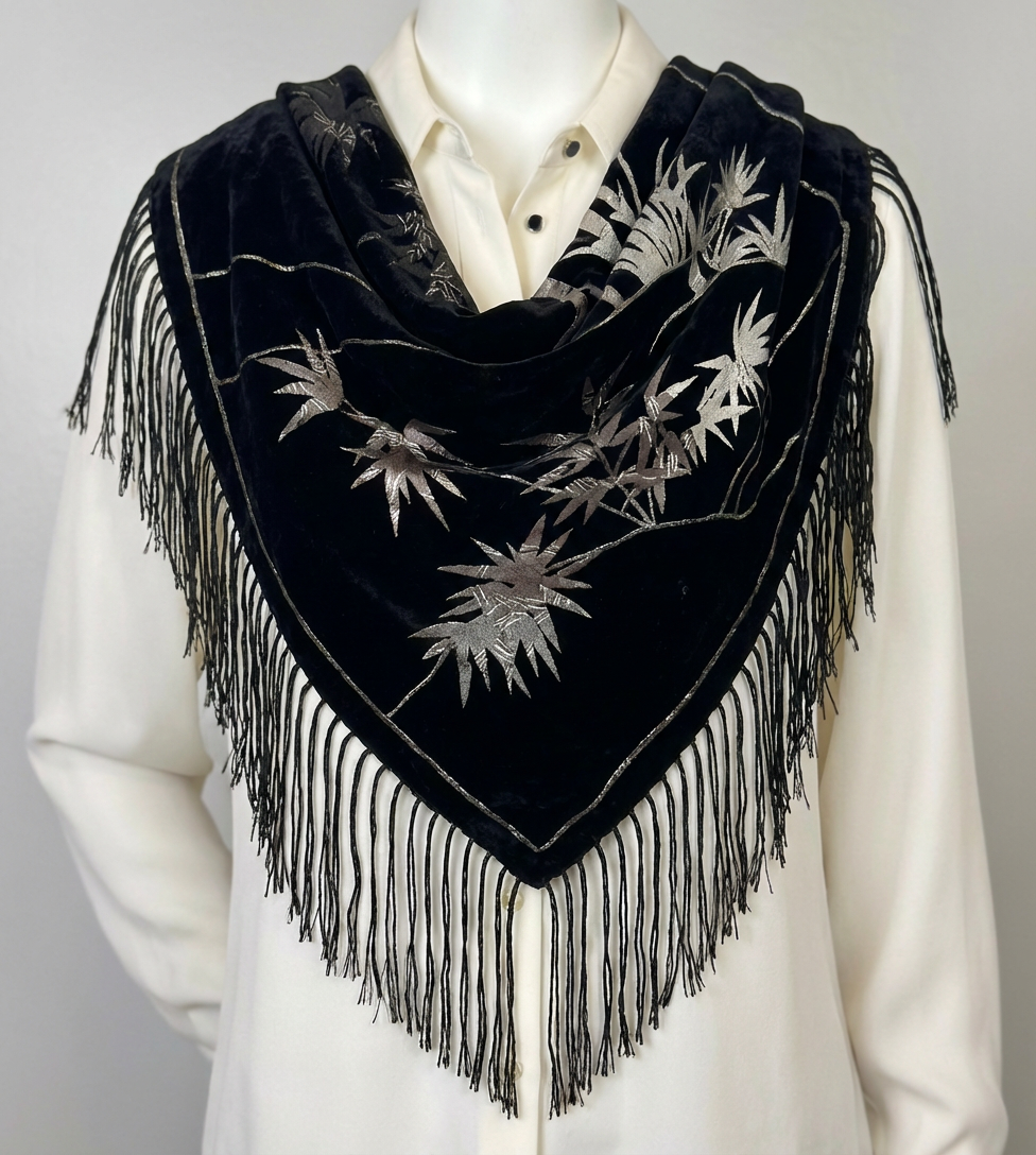 Max Mara Bamboo Devoré Velvet Scarf in Black