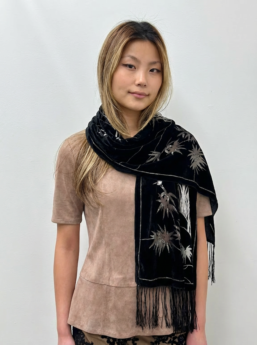 Max Mara Bamboo Devoré Velvet Scarf in Black