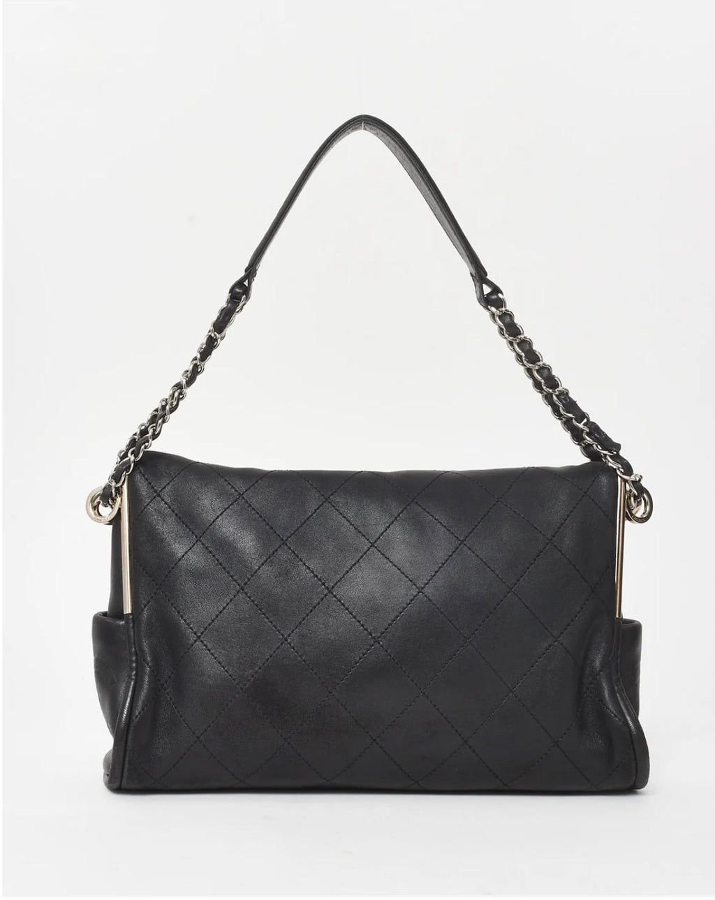 Chanel Ultimate Soft Hobo Quilted Leather Medium