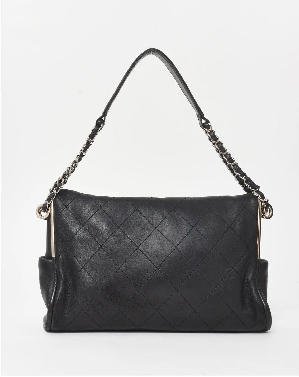 Chanel Ultimate Soft Hobo Quilted Leather Medium